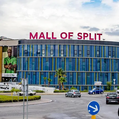Jass Next To Mall Of Apartment *