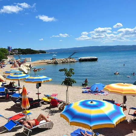 Jass Next To Mall Of Apartamento Split