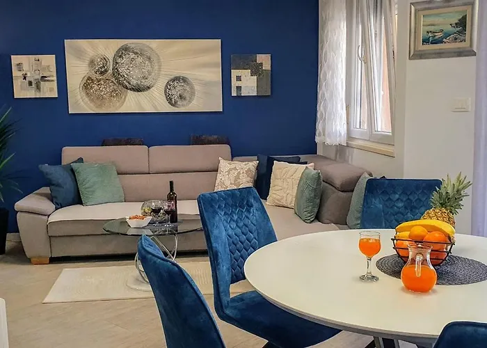 Jass Next To Mall Of * 斯普利特