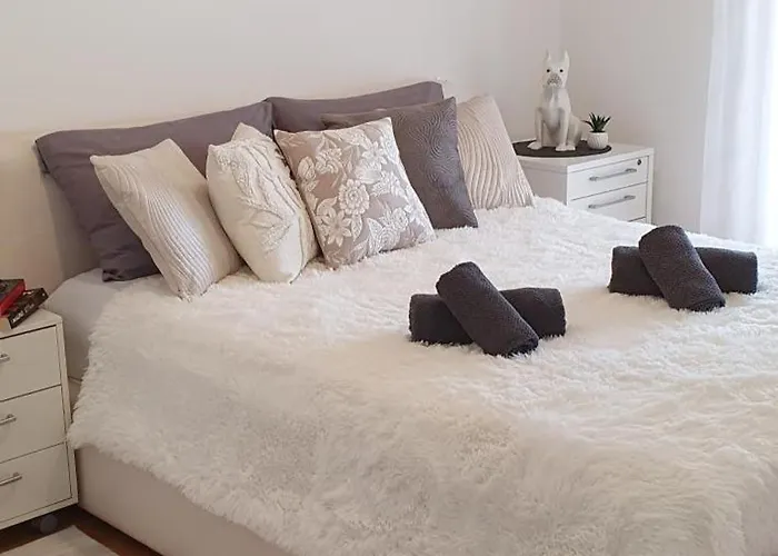 公寓 Jass Next To Mall Of *