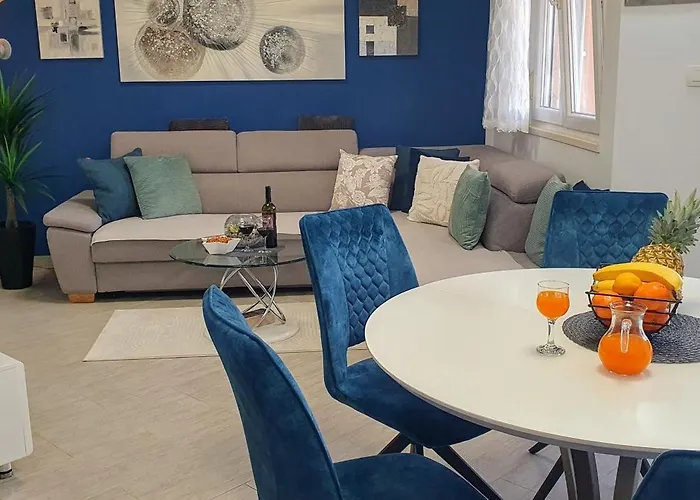 Jass Next To Mall Of 公寓 *