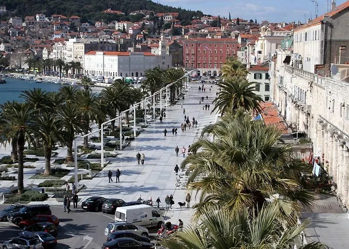 公寓 Jass Next To Mall Of *